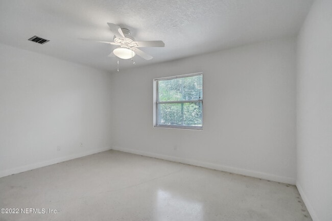 Building Photo - 4009 Bess Rd