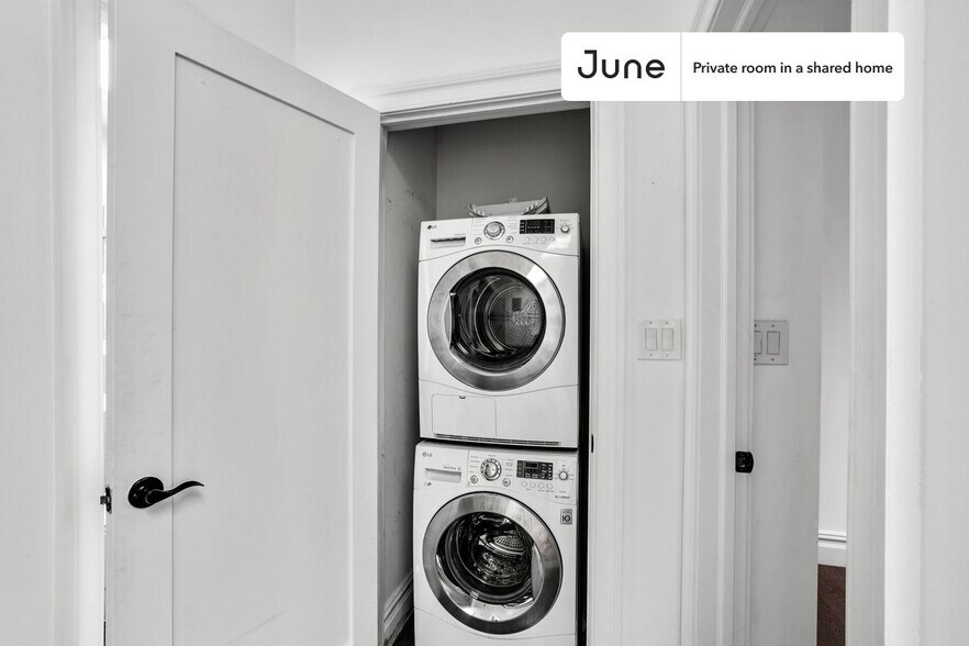 Building Photo - Room in Shared 2 bed/1 bath home