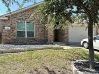 Building Photo - 915 Quartz Trl