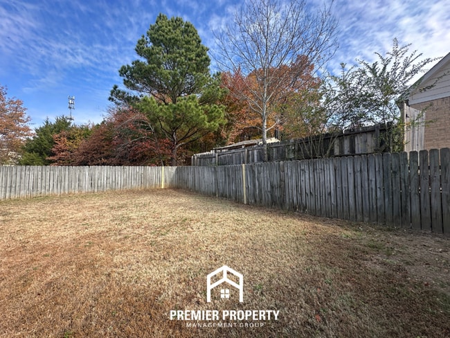 Building Photo - 2828 Breezy Ridge Trail