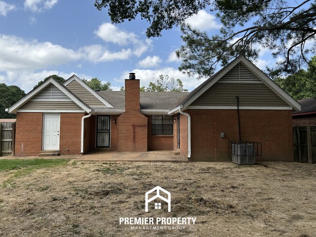 Building Photo - Charming 3 Bedroom Rental on Palgrave Lane - Open Kitchen & Fenced Yard