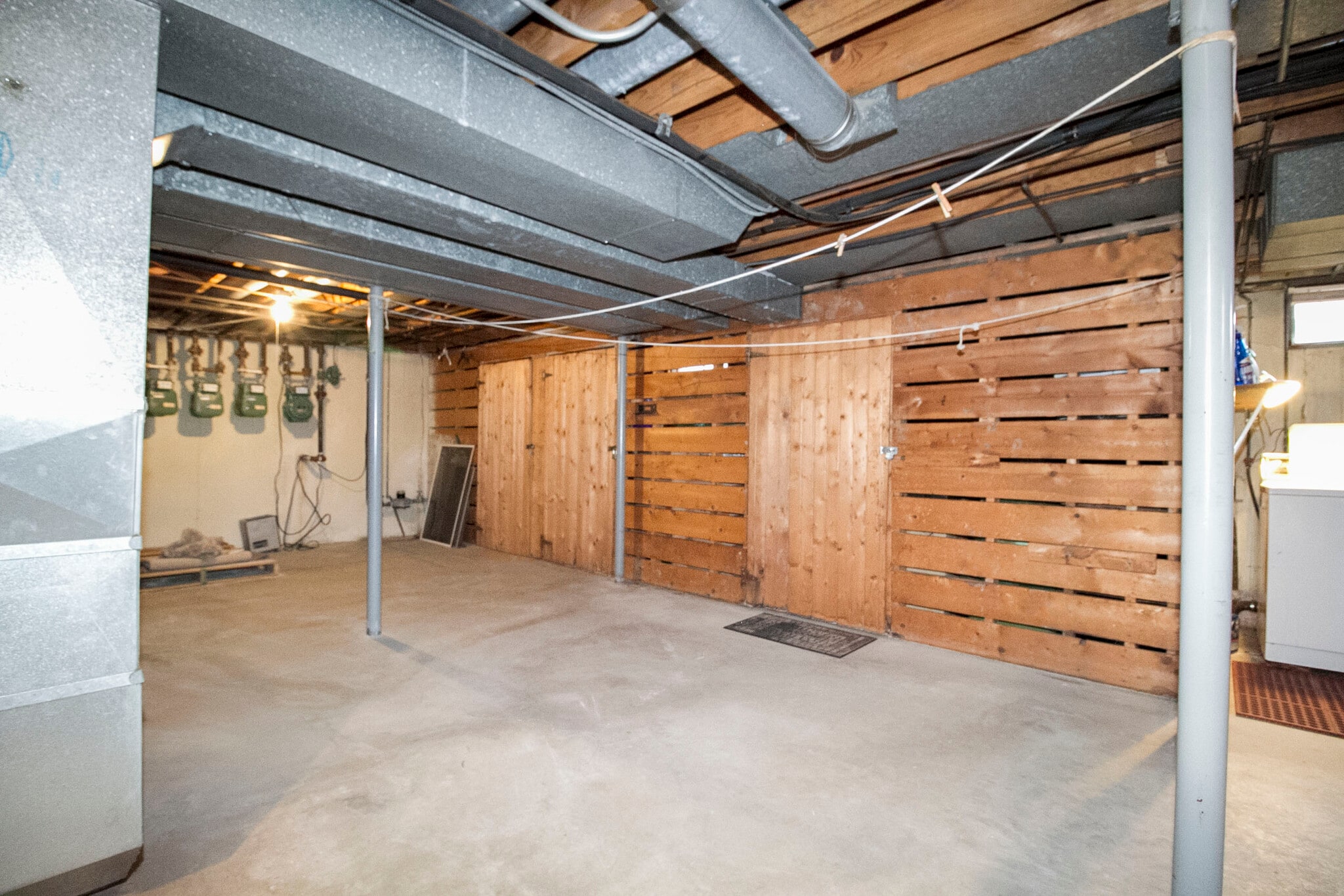 Building Photo - 3012 Carskaddon Ave
