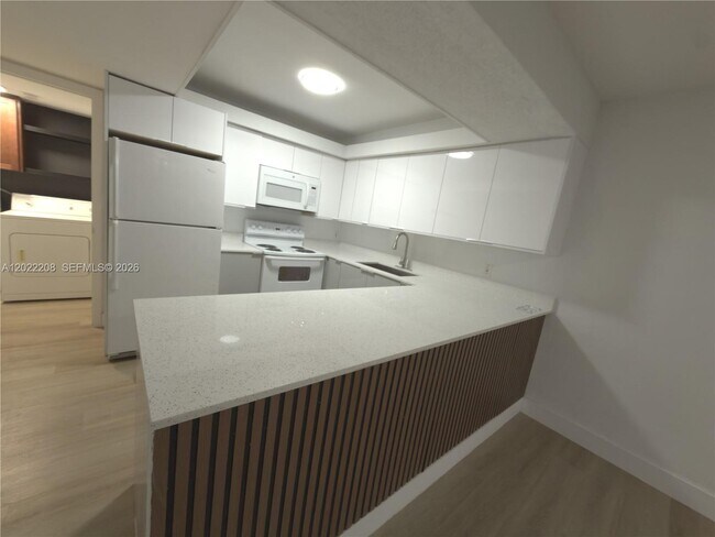 Building Photo - 1312 NW 8th Ave
