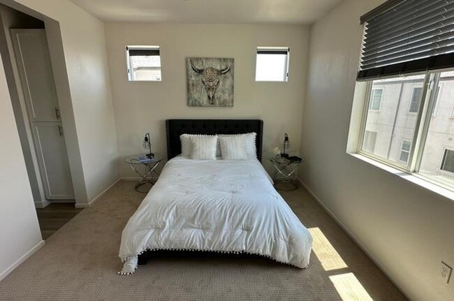 Building Photo - 5402 Sand Arch Ln