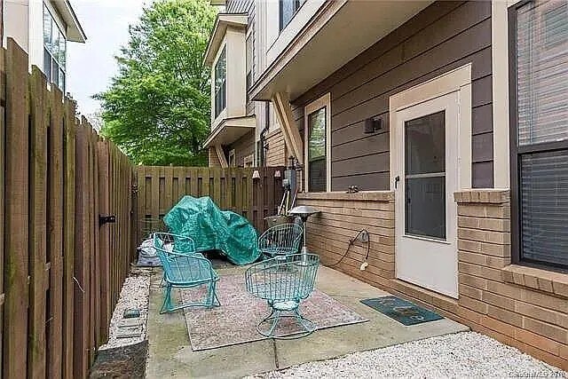 Building Photo - 3206 Noda Blvd