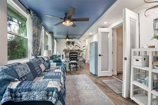 Building Photo - 1377 Spring Garden Ranch Rd