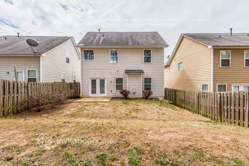 Building Photo - 116 Creekwood Tr