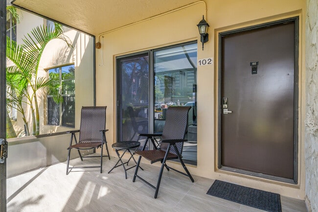 Building Photo - 201 S Collier Blvd