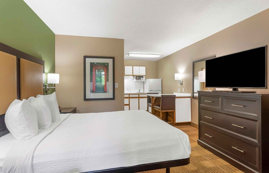 Building Photo - Furnished Studio-Nashville - Airport - Music City