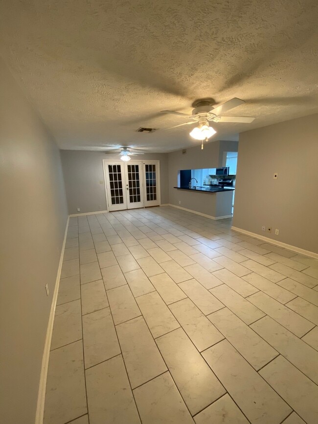 Building Photo - 9535 Clanton St