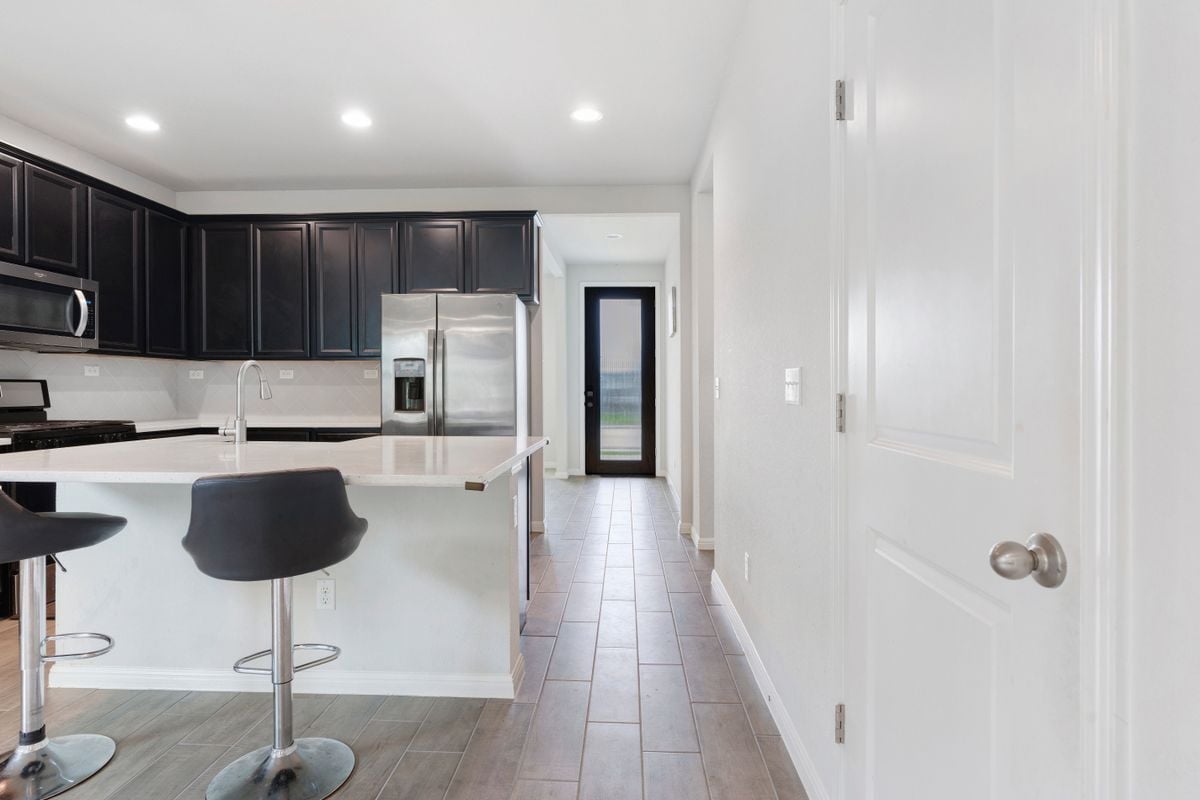 Building Photo - 420 Winding Hollow Ln