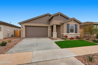 Building Photo - 932 W Macaw Dr