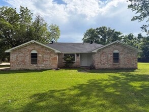 Building Photo - 5890 Helbig Rd