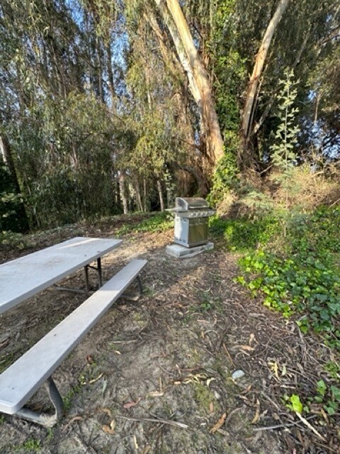 Building Photo - 755 14th Ave