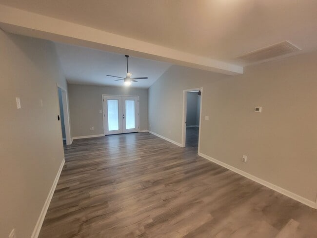 Building Photo - 1209 Bison Way