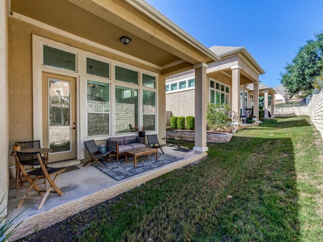 Building Photo - 15224 Glen Heather Dr