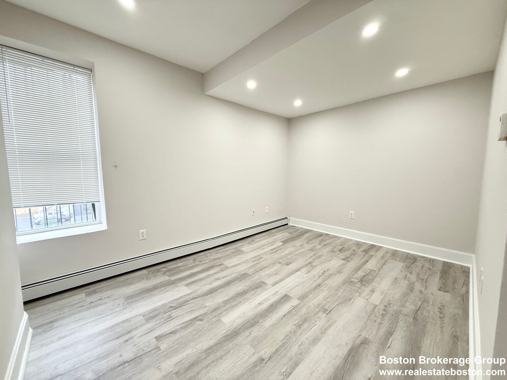 Building Photo - 15 Ruggles St