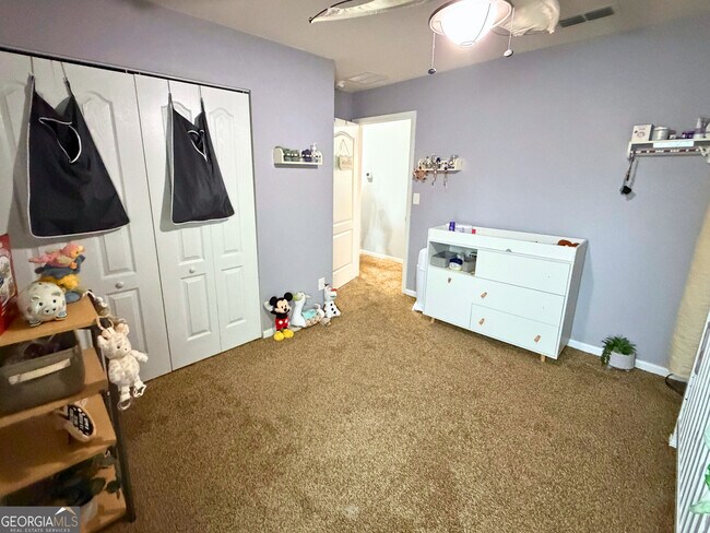 Building Photo - 215 Brooklet Cir