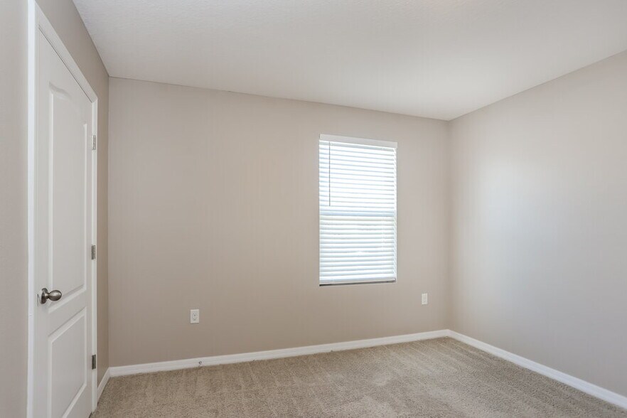 Building Photo - 1802 Greenwood Valley Dr