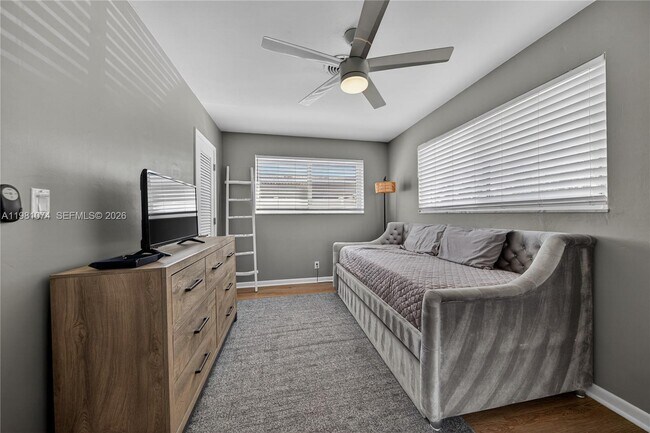 Building Photo - 2161 NE 62nd Ct