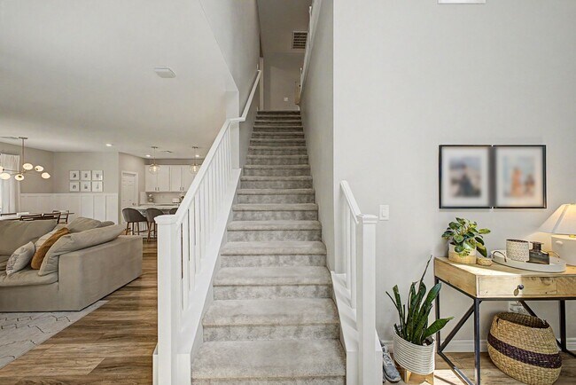 Building Photo - Upgraded 4 bedroom home in Skye Canyon gated community!