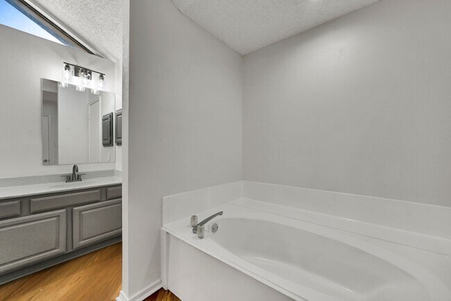 Building Photo - 4051 Saint Christopher Ln