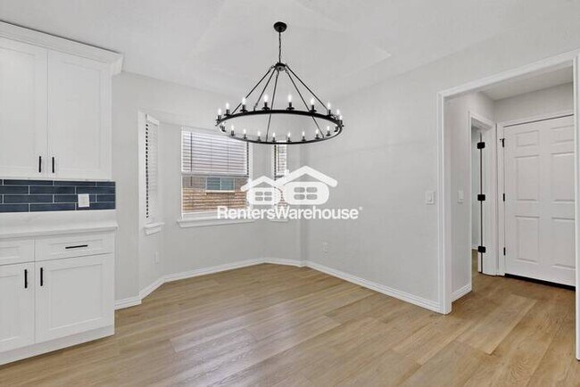 Building Photo - Completely Refreshed Plano Home Ready for ...