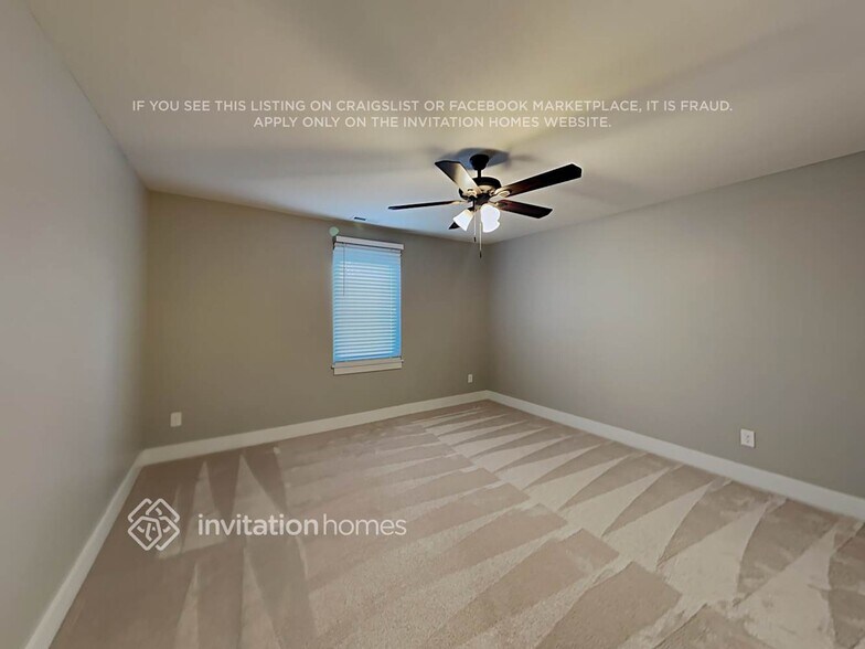 Building Photo - 524 W Main St