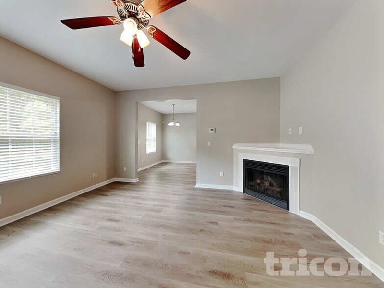 Building Photo - 4286 Traipse Path