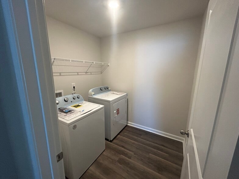 Building Photo - 534 Black Pearl Way