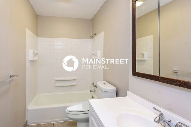 Building Photo - 3 Bedroom Pet-Friendly Home in Kansas City...