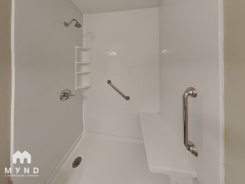 Building Photo - 204 Sunset Ridge Dr