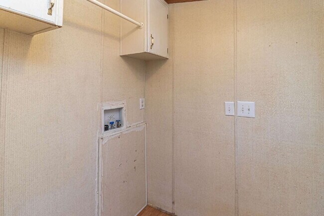 Building Photo - *Excellent Location* 2 BR | 2 BA Singlewide in Goldsboro