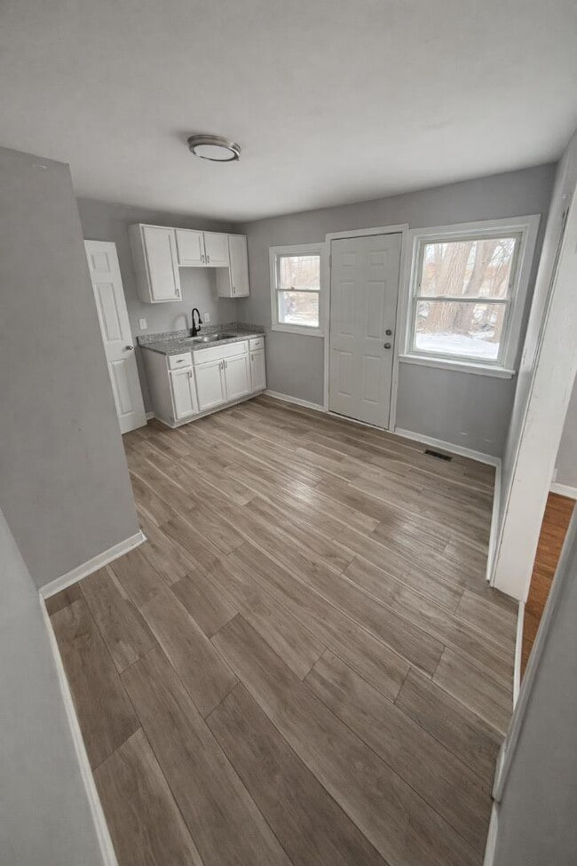 Building Photo - 3616-18 E. 9th Avenue