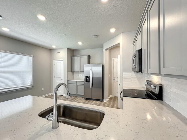 Building Photo - 1957 Canny Cv