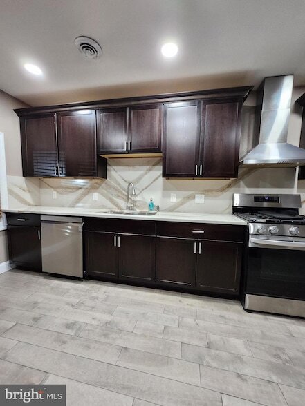 Building Photo - 210 White Horse Pike