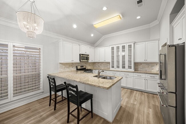 Building Photo - 4757 W Alabama St