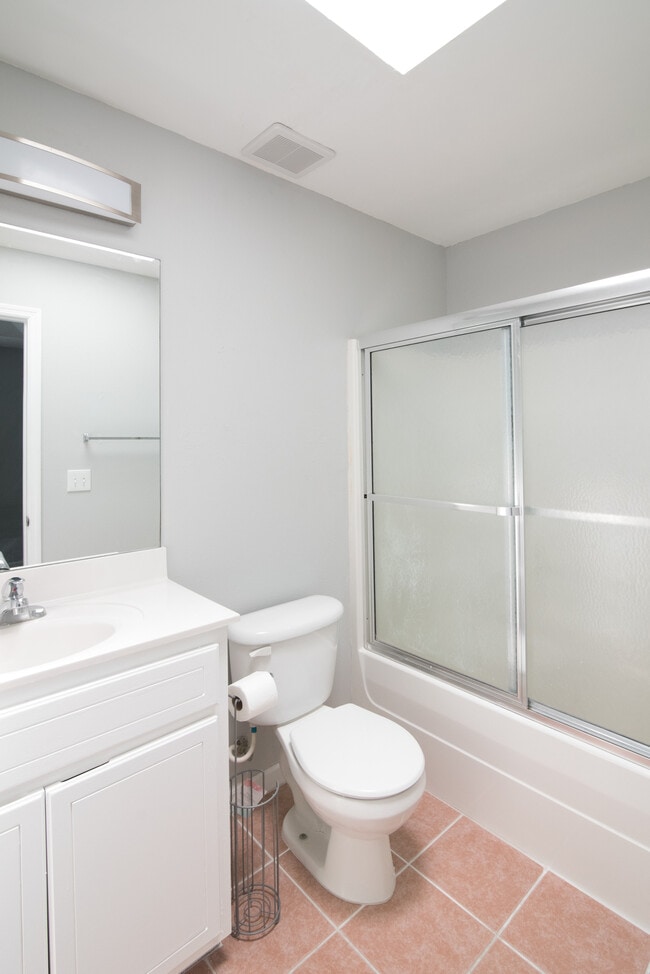 Building Photo - 1465 Nena Hills Ct