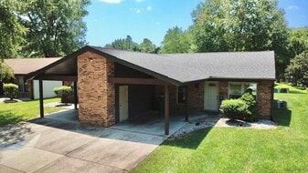 Building Photo - Statewood Manor