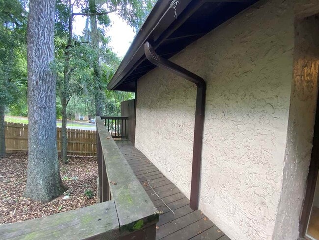 Building Photo - 311 Westwood Dr