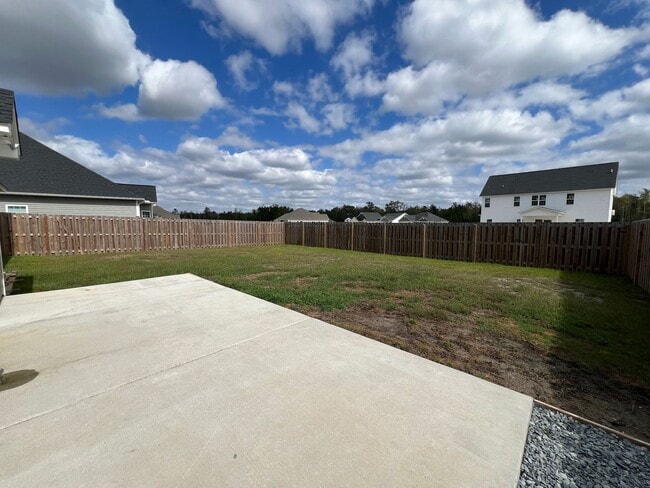 Building Photo - Welcome to Onslow Bay