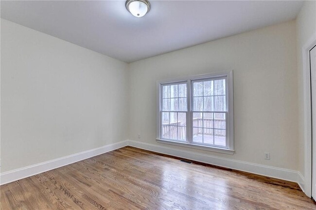 Building Photo - 11140 Donnington Dr