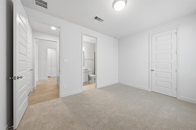 Building Photo - 4443 Noah Grv Ln