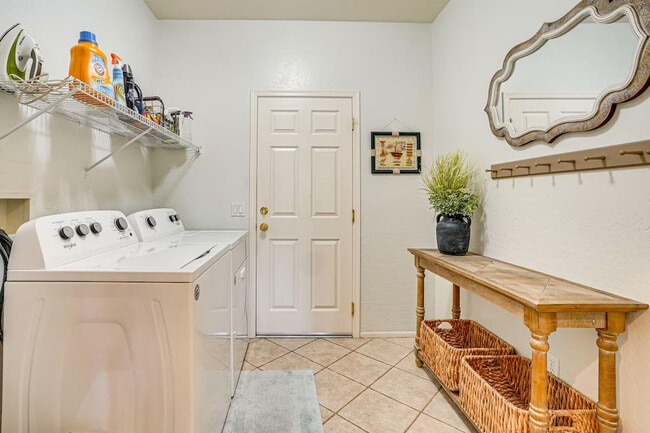 Building Photo - 19212 N Tallowood Way