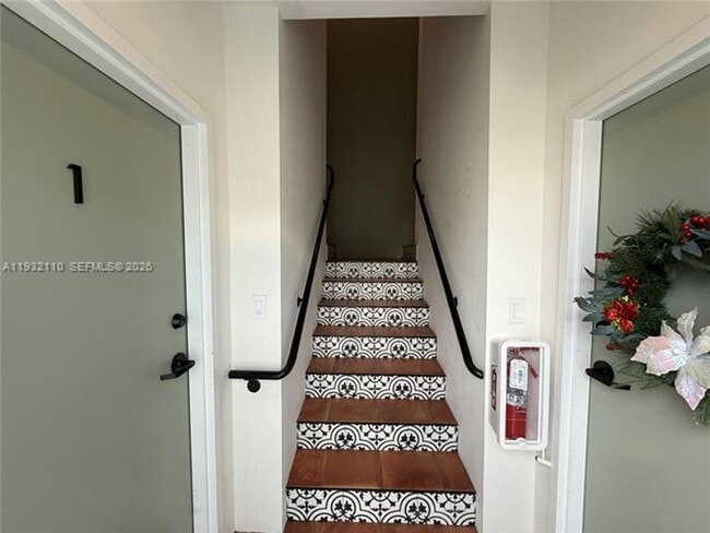 Building Photo - 1786 SW 9th St