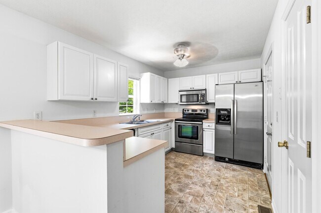 Building Photo - 1113 Green Knoll Dr