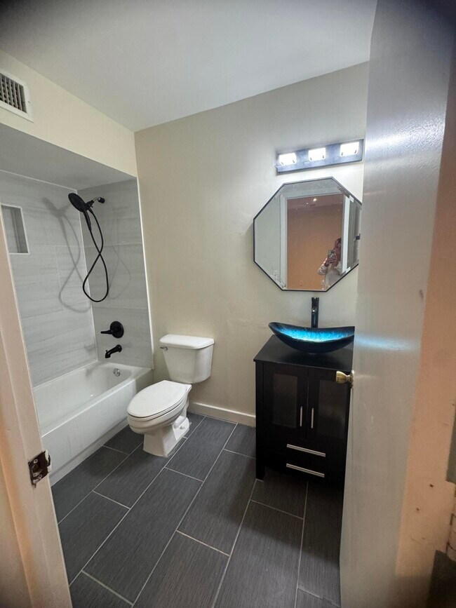 Building Photo - 20818 San Simeon Way