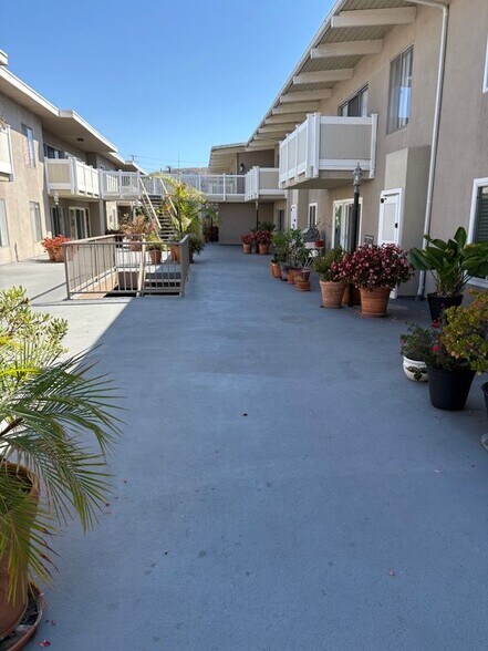 Building Photo - 23930 Los Codona Ave