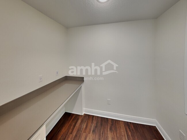 Building Photo - 2753 Ponds Trl