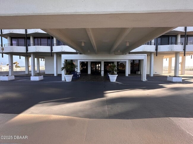 Building Photo - 2900 N Atlantic Ave